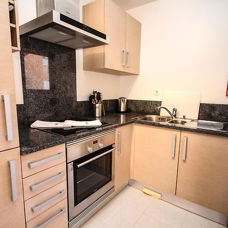Luxury Apartment - T2 Vue Sur Piscine - Luz المظهر الخارجي الصورة