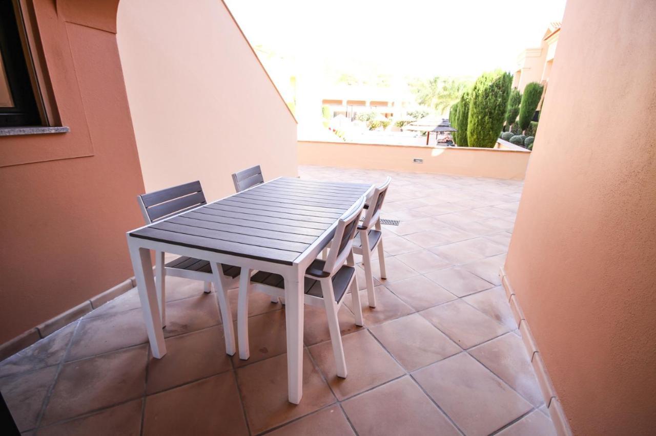 Luxury Apartment - T2 Vue Sur Piscine - Luz المظهر الخارجي الصورة