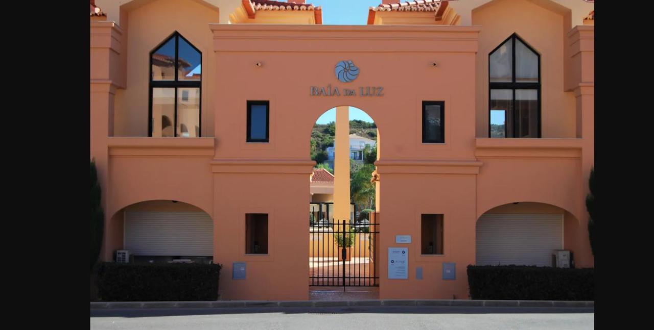 Luxury Apartment - T2 Vue Sur Piscine - Luz المظهر الخارجي الصورة